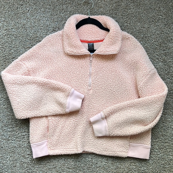 Champion fuzzy pink sweatshirt half zip - Picture 1 of 9